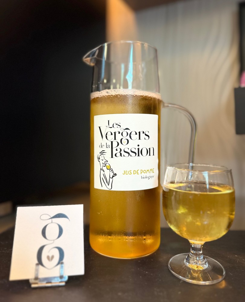 Du jus de pomme du Cotentin au petit-déjeuner. 